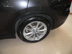 BMW X3 xDrive20i - Foto 12