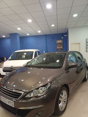 Peugeot 308 5p Allure 1.2 PureTech 110 S&S - Foto 20