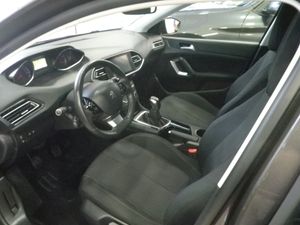Peugeot 308 5p Allure 1.2 PureTech 110 S&S - Foto 3