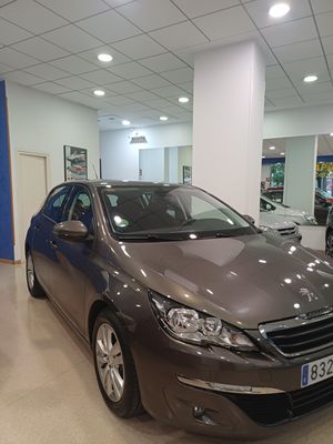 Peugeot 308 5p Allure 1.2 PureTech 110 S&S - Foto 14