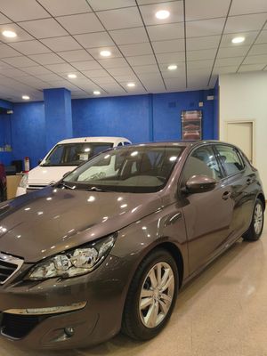 Peugeot 308 5p Allure 1.2 PureTech 110 S&S - Foto 3