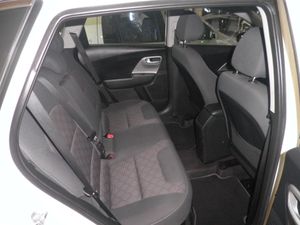 Kia Niro 1.6 HEV Concept - Foto 13