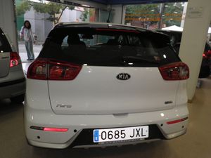 Kia Niro 1.6 HEV Concept - Foto 6
