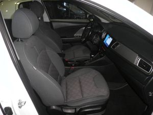 Kia Niro 1.6 HEV Concept - Foto 12