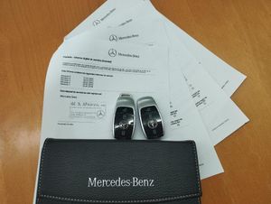 Mercedes Clase E 220 CDI AVANTGARDE & AMG etiqueta medioambiental C Euro 6  62000 Km Nacional  - Foto 20
