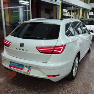 Seat Leon ST 2.0 TDI ST EXCELLENCE DSG automático Euro 6 gasolina  - Foto 9