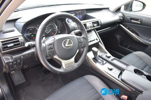 Lexus IS 2.5 300h Executive  223CV 4p.  - Foto 11