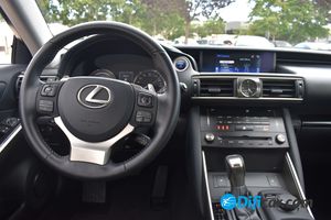 Lexus IS 2.5 300h Executive  223CV 4p.  - Foto 16