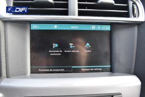 Citroën C4 PureTech 110CV Tonic  - Foto 21