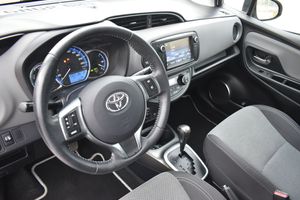 Toyota Yaris Hybrid Active 100CV  - Foto 12