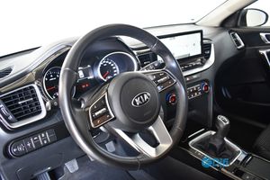 Kia XCeed 1.0 120CV  - Foto 8