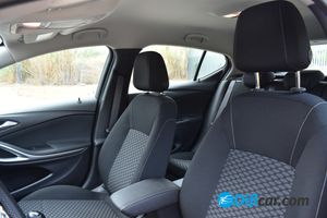 Opel Astra Selective 1.6 CDTI 110CV  - Foto 13