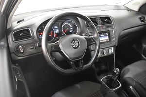 Volkswagen Polo Advance BMT  - Foto 8