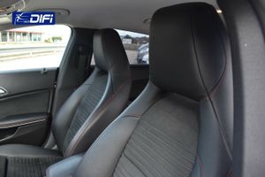 Mercedes CLA Clase CLA CLA 200 d Shooting Brake 5p.   - Foto 13