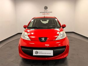 Peugeot 107 1.0i Urban   - Foto 2