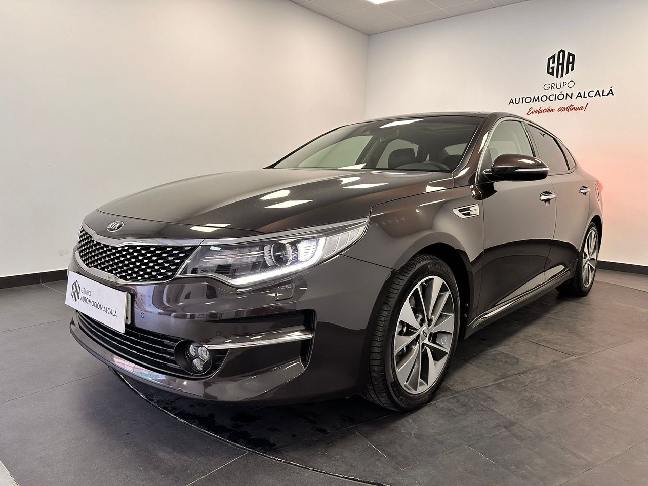 Kia Optima 1.7 CRDi VGT 141CV Emotion DCT EcoDynam   - Foto 1