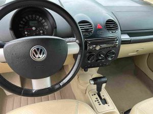 Volkswagen New Beetle 2.0 Tiptronic Cabriolet  - Foto 11