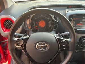 Toyota Aygo 1.0 70 x-play  - Foto 14