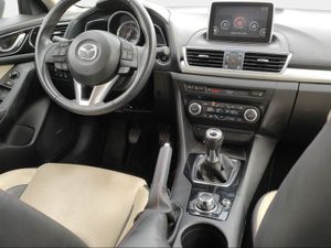 Mazda 3 2.2 DE 150 MT Luxury Safety+Premium B.  - Foto 15