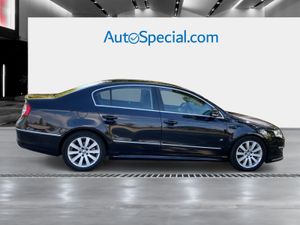 Volkswagen Passat 2.0 TDI 140cv Advance  - Foto 8