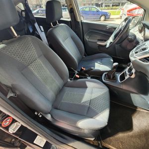 Ford Fiesta 1.6 TDCi Titanium  - Foto 10