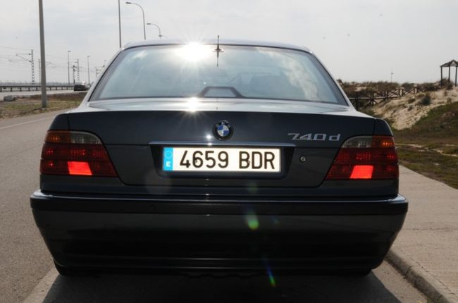 BMW Serie 7 740dA  - Foto 7