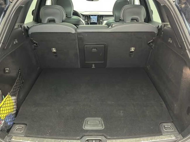 Volvo XC60 RECHARGE T6 EAWD R-DESIGN Auto   - Foto 12