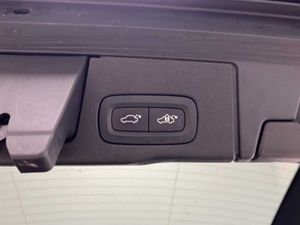 Volvo XC60 RECHARGE T6 EAWD R-DESIGN Auto   - Foto 20