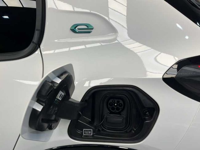 Peugeot 208 Nuevo 208 5P Allure Pack Eléctrico 136 Cv (100 Kw)   - Foto 20