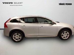 Volvo V60 Cross Country D3 Aut. Kinetic   - Foto 3
