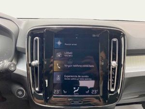 Volvo XC40 Recharge Plus, T4 plug-in hybrid,Eléctrico/Gasolina, Dark   - Foto 15