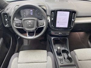 Volvo XC40 T2 1.5 Core Auto   - Foto 13