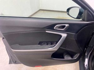 Kia Ceed 1.6 MHEV iMT 100kW 136CV Drive 5p Diesel   - Foto 41