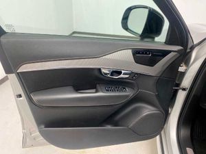 Volvo XC90 B5 (D) R-Design 7 pl. Auto AWD   - Foto 18