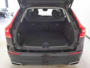 Volvo XC60 T6 Recharge plug-in hybrid R-Desing Expression eAWD   - Foto 21