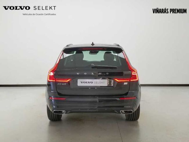 Volvo XC60 T6 Recharge plug-in hybrid R-Desing Expression eAWD   - Foto 9