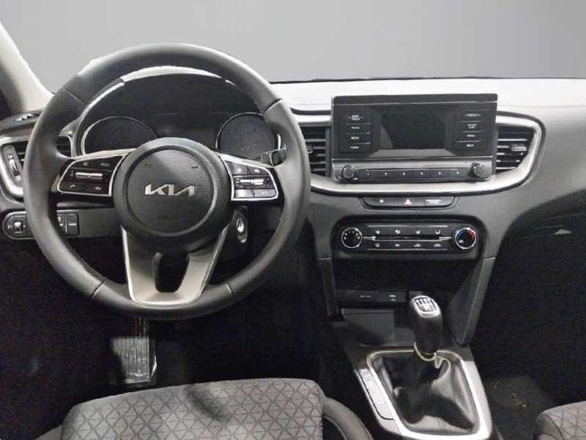 Kia Ceed 5P 1.6 MHEV IMT CONCEPT MY24   - Foto 13