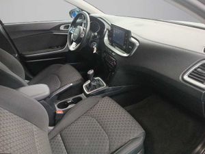 Kia Ceed 1.0 T-GDI 88KW (120CV) Concept   - Foto 9