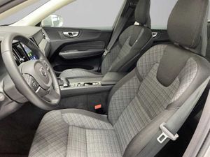 Volvo XC60 B4 (D) Core Auto   - Foto 10