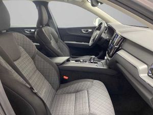 Volvo XC60 B4 (D) Core Auto   - Foto 20