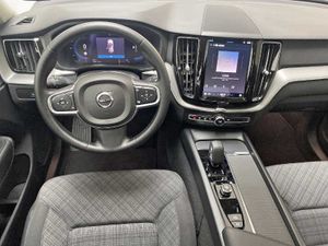 Volvo XC60 T6 Recharge plug-in hybrid Core eAWD   - Foto 13