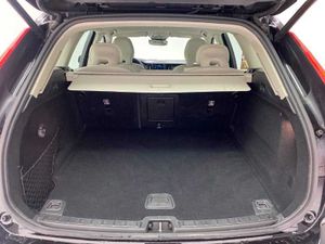 Volvo XC60 B4 (D) Core Auto   - Foto 47