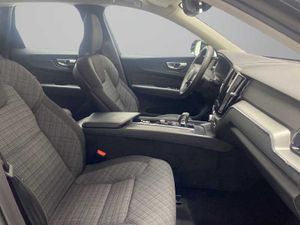 Volvo XC60 B4 (D) Core Auto   - Foto 19