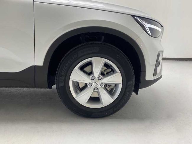 Volvo XC40 2.0 B3 G Auto Essential   - Foto 14