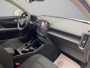 Volvo XC40 2.0 B3 G Auto Essential   - Foto 9