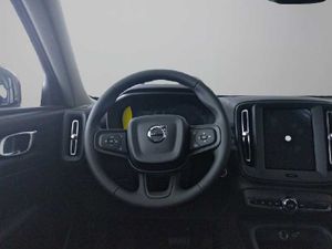 Volvo XC40 2.0 B3 G Auto Essential   - Foto 12