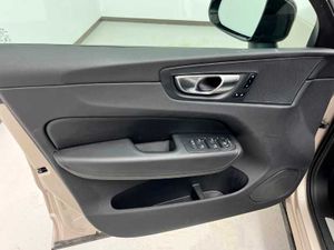 Volvo XC60 B4 (D) Plus Dark Auto   - Foto 20