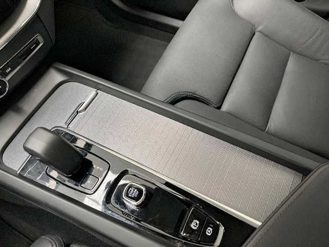 Volvo XC60 B4 (D) Plus Dark Auto   - Foto 17
