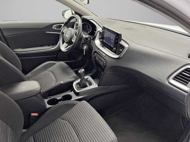 Kia XCeed Nuevo  1.0 T-GDi Drive 120CV (MY24)   - Foto 17