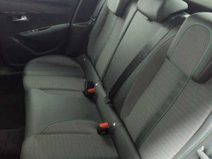 Peugeot 208 Nuevo  5P Allure BlueHDi 100 S&S 6 Vel. MAN   - Foto 14